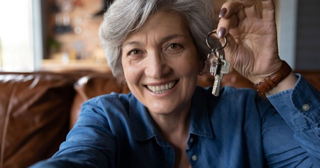 Landlord-sneaks-in-to-remove-a-radio-covering-up-her.jpeg