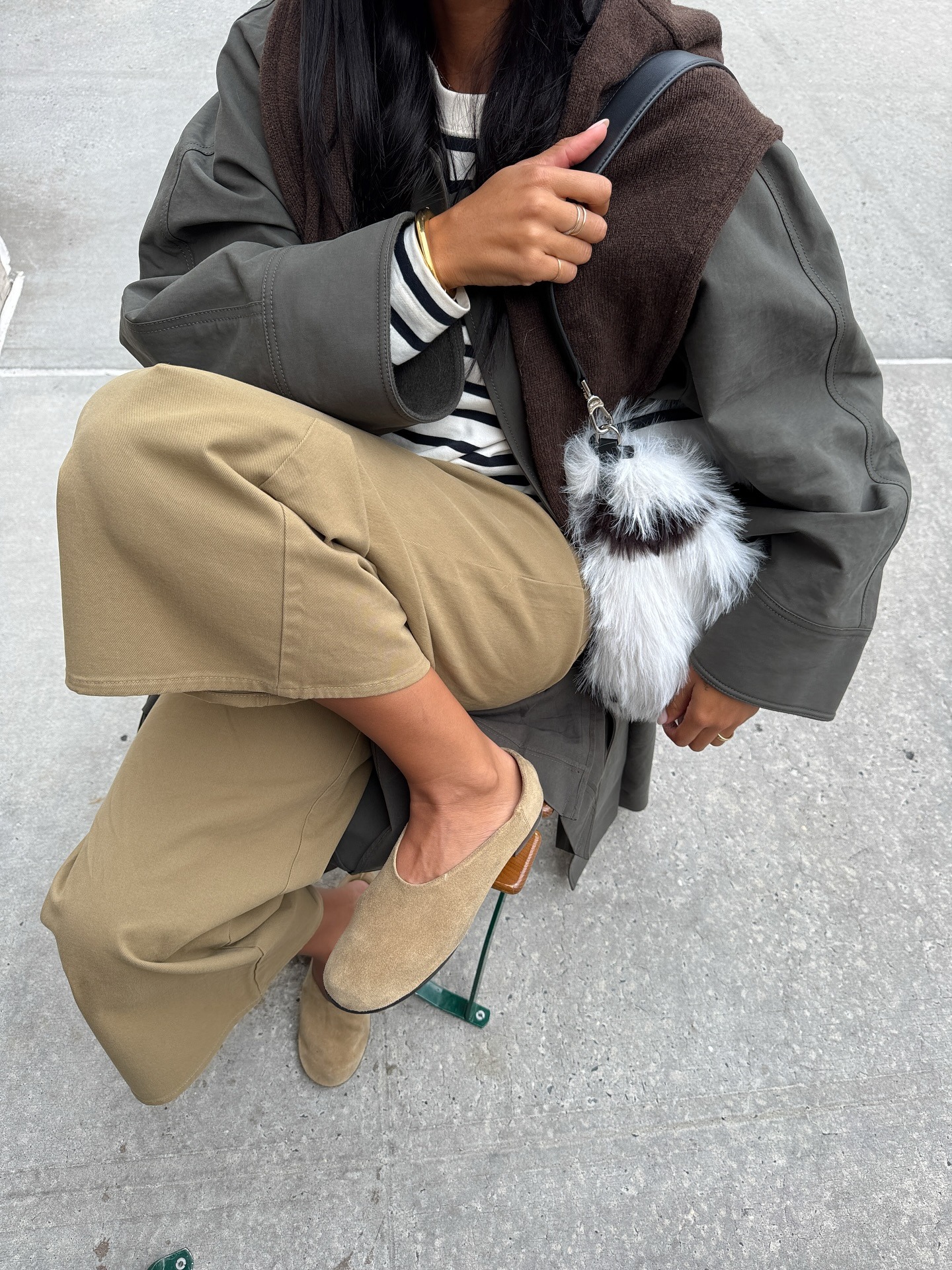 Influencers wearing minimalist ballet flats