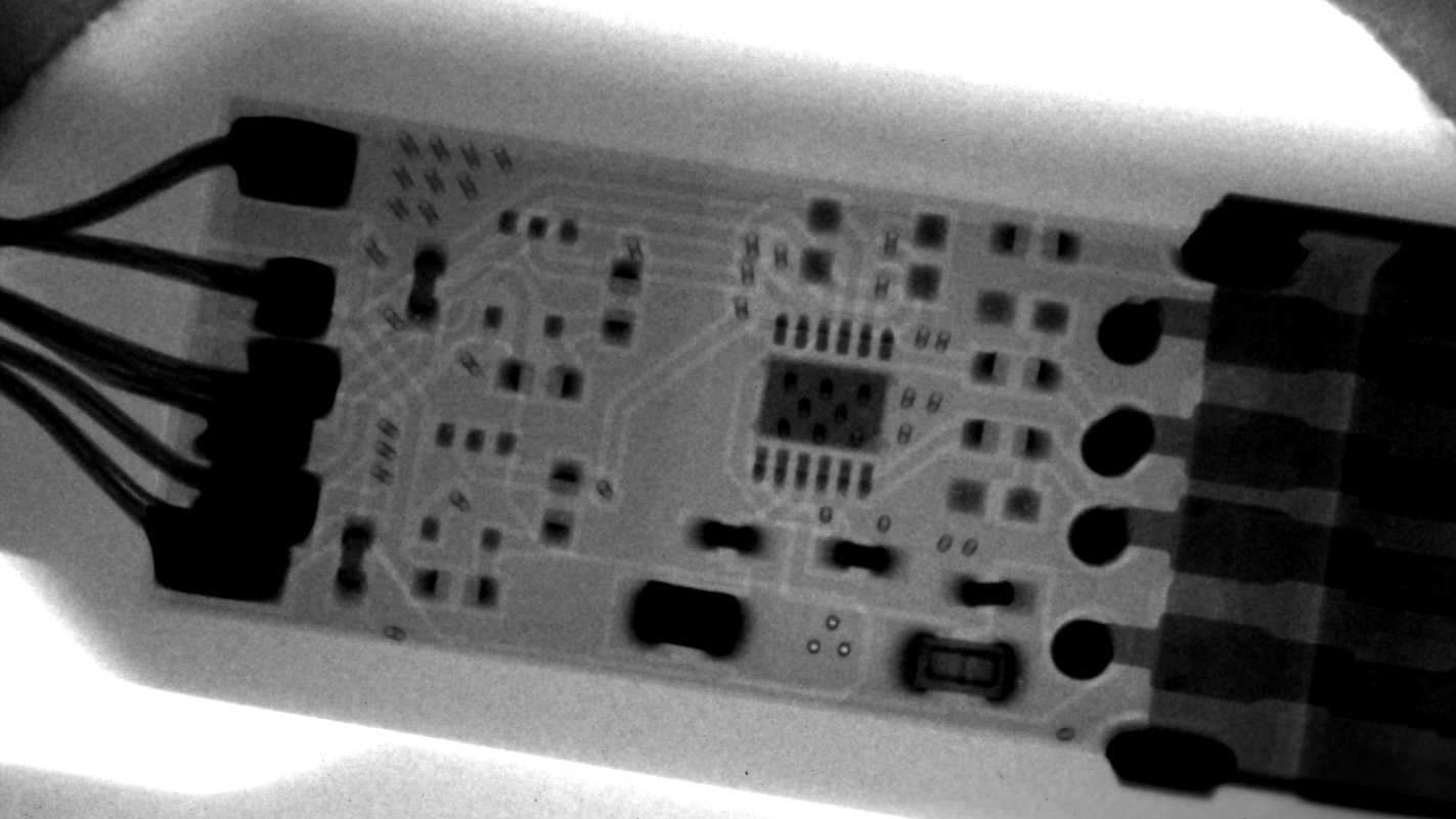Xray of an authentic USB cable.